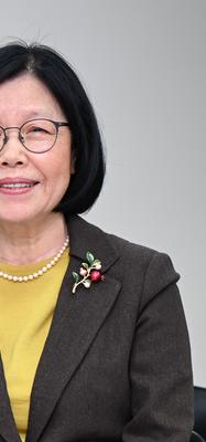 2024.11 Rebekah Kim headshot